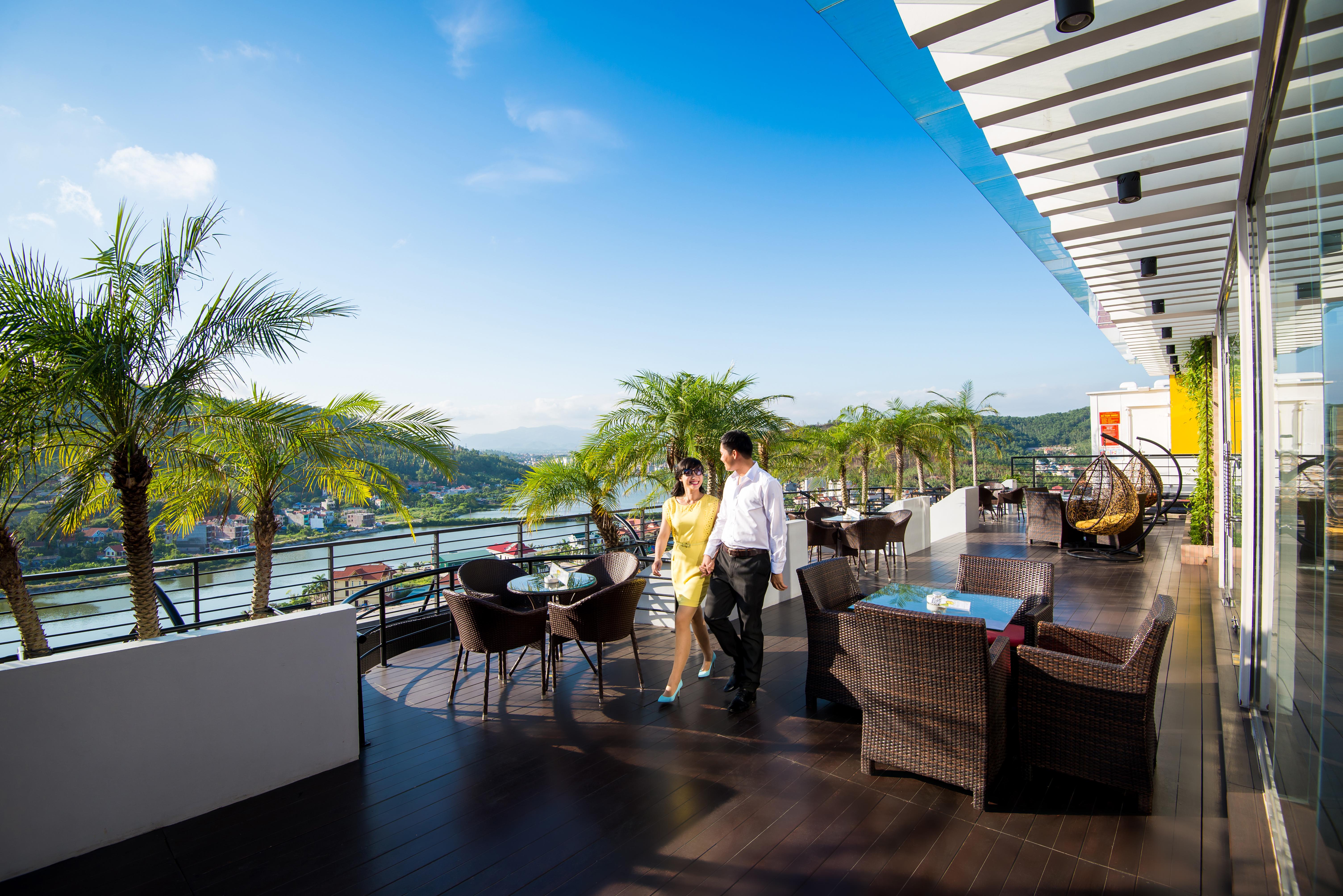 Royal Lotus Hotel Ha Long Exterior photo