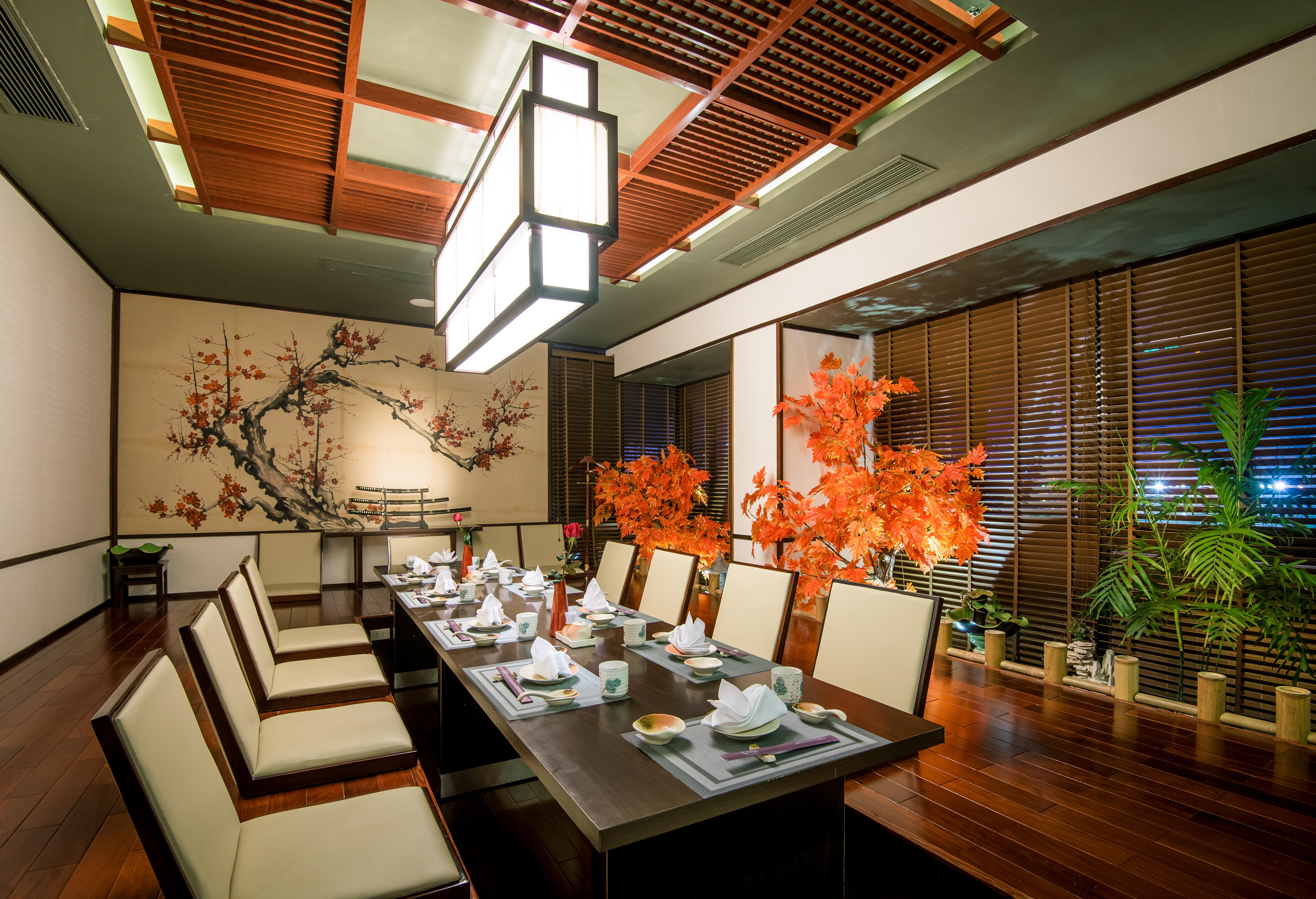 Royal Lotus Hotel Ha Long Exterior photo