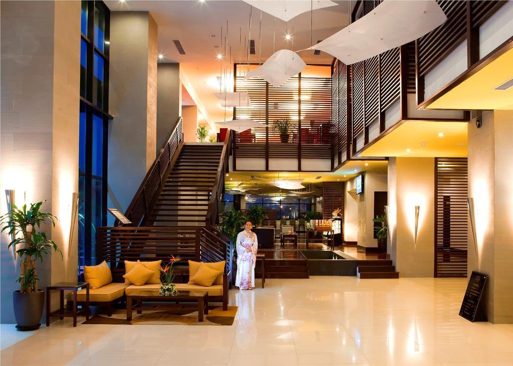 Royal Lotus Hotel Ha Long Exterior photo